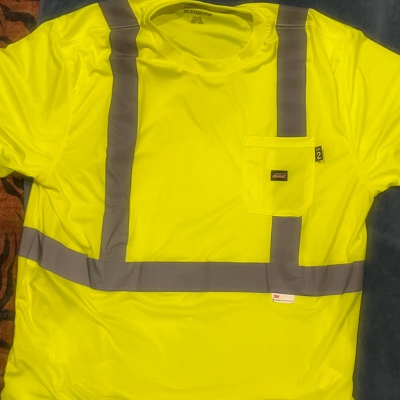 Dickies Neon Yellow Short Sleeve Tee - Picture 1 of 1
